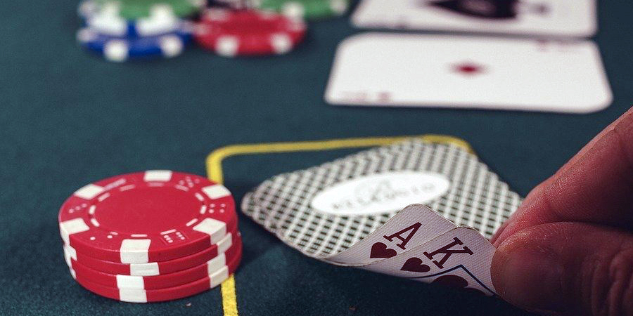 ECLBET: Redefining the Online Gaming Experience